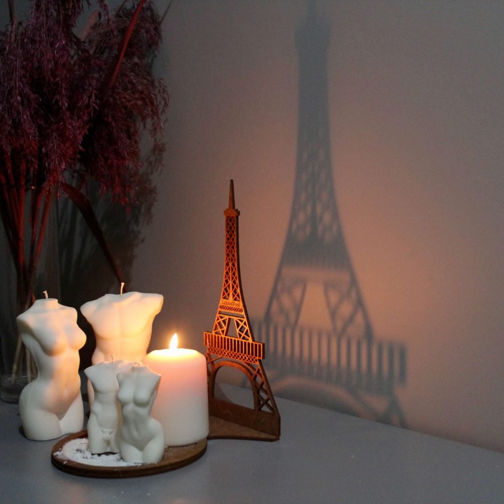 Zestaw świec zapachowych z podstawką „Paryż” | LosokaWood.com